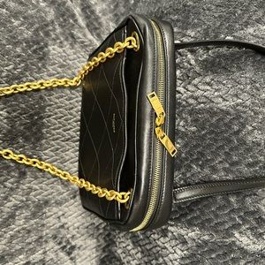 Saint Laurent F1YSUSO101544150 black leather